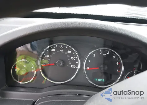 2010 Jeep Liberty Sport из США, поврежденный, VIN 1J4PN2GK7AW177804